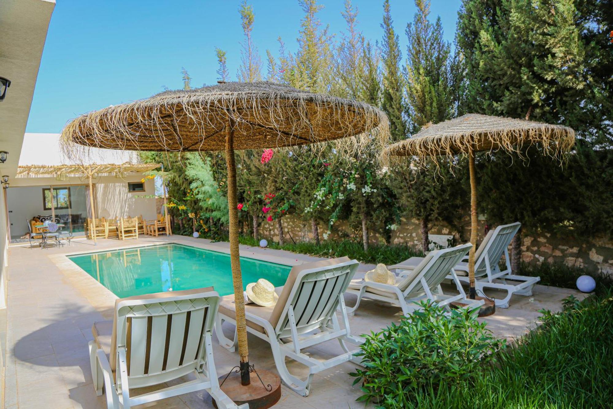 Yanir - Private Swimming Pool Fiber Wifi